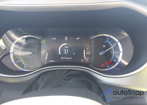 2018 Chrysler Pacifica Hybrid Touring Plus z USA, uszkodzony, nr VIN 2C4RC1H72JR332955